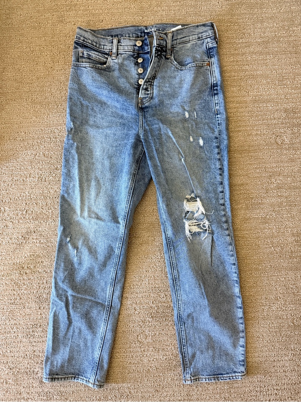 Old Navy Women's Light Blue Straight Leg Distressed Jeans